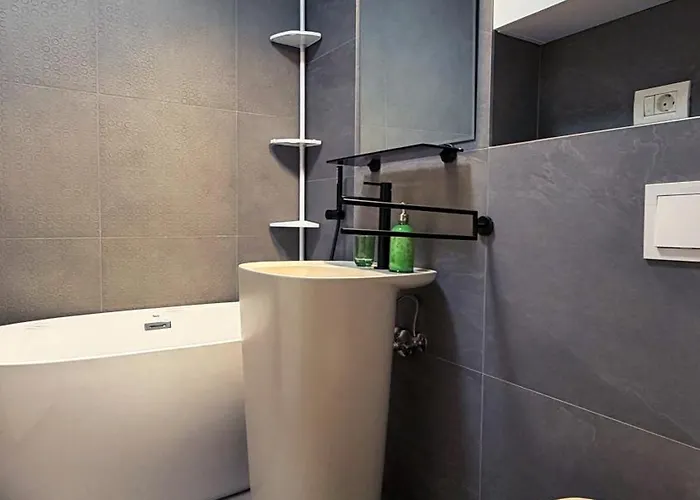 Boutique - Private Parking - Powered By Neo Apartment